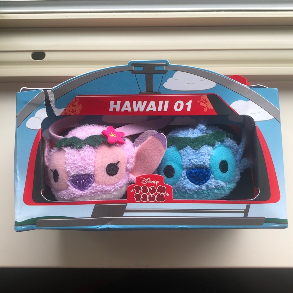 Disney ✨ Hawaii 01 Tsum Tsum Angel and Stitch NIB